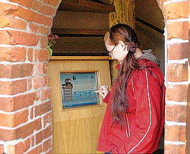 Touch-Screen-INFOTHEK -
in Glambeck, Schorfheide,
dem grnen Herz des
Biosphrenreservates
Schorfheide-Chorin