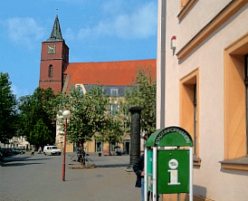  INFOTHEK in Bernau bei Berlin -
'Tor' zum Barnimer Land,
Marktplatz, Marienkirche,
Brgermeisterstrae